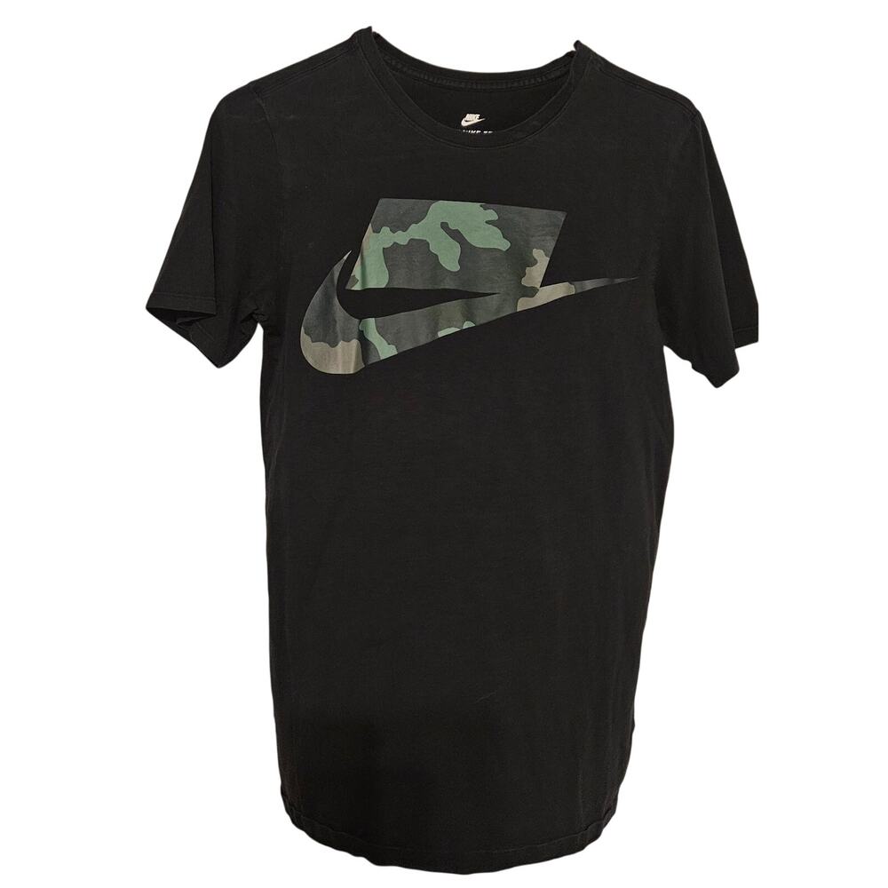 Nike Athletic Cut Graphic Tshirt